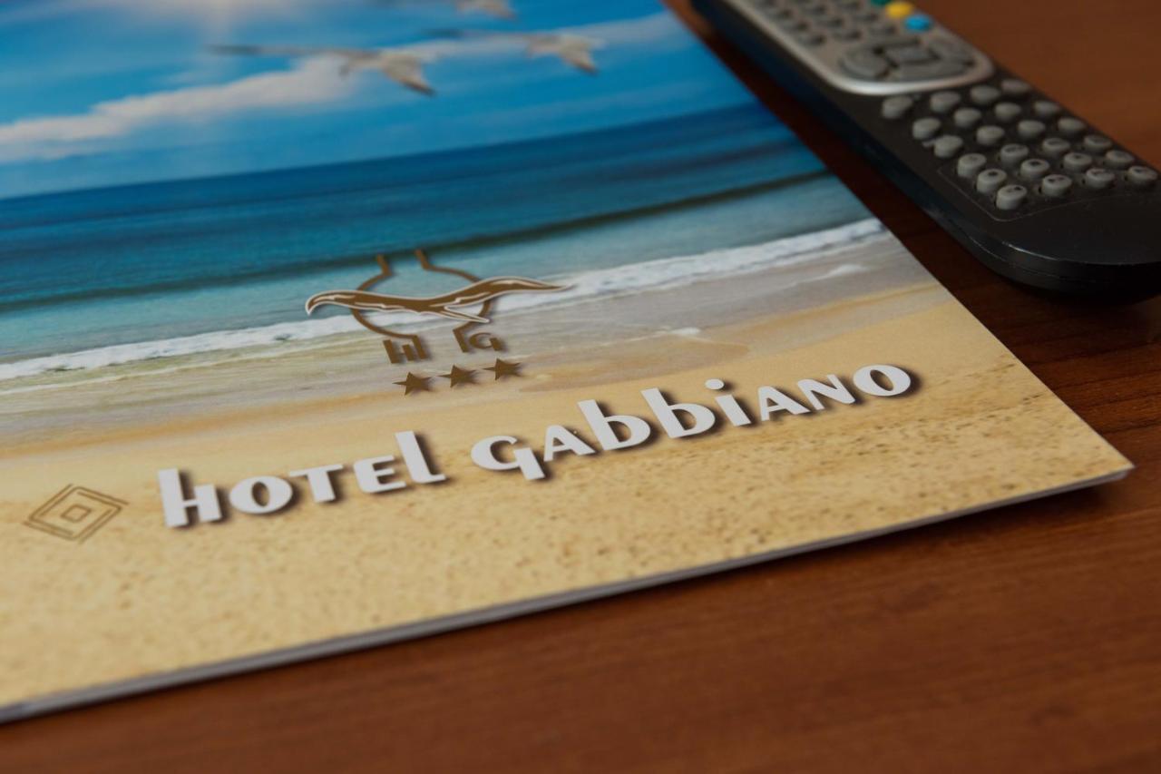 Hotel Gabbiano Порто Сан Джорджио Екстериор снимка